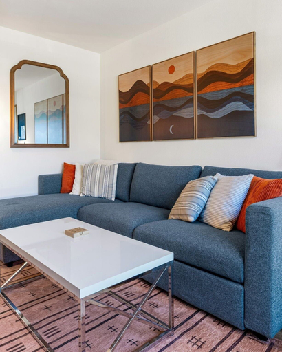 Living area 5, 08 Lodge 1 Bedroom Condo by RedAwning, Hood River