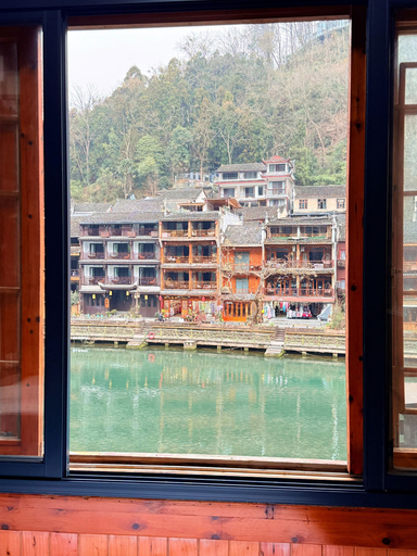 Room 5, Fenghuang Meomory Riverview Inn, Xiangxi Tujia and Miao