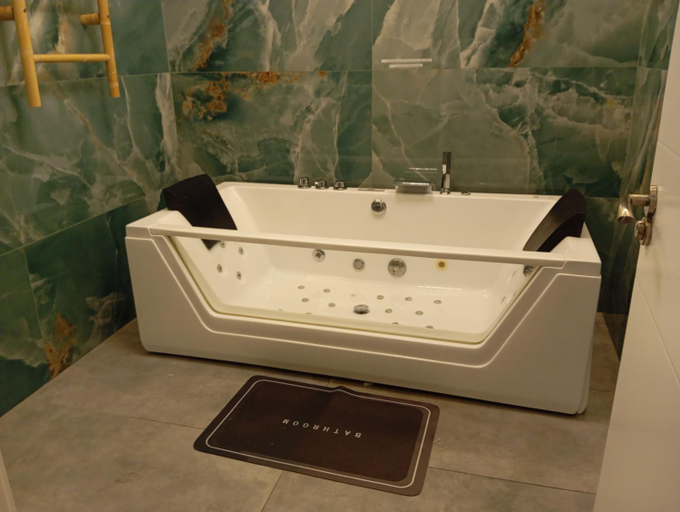 Bathroom 5, El Refugio del Estrecho, Cádiz