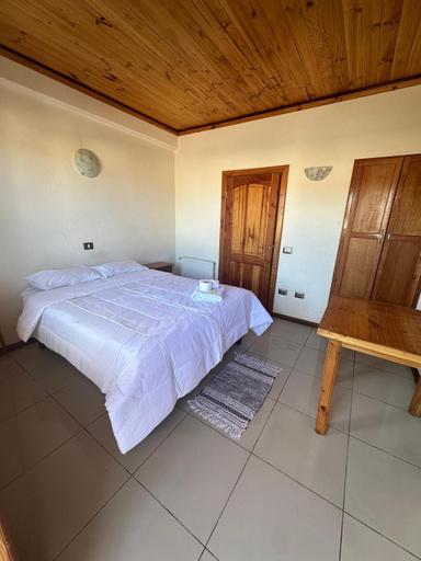 4, Hotel Italia, Limarí
