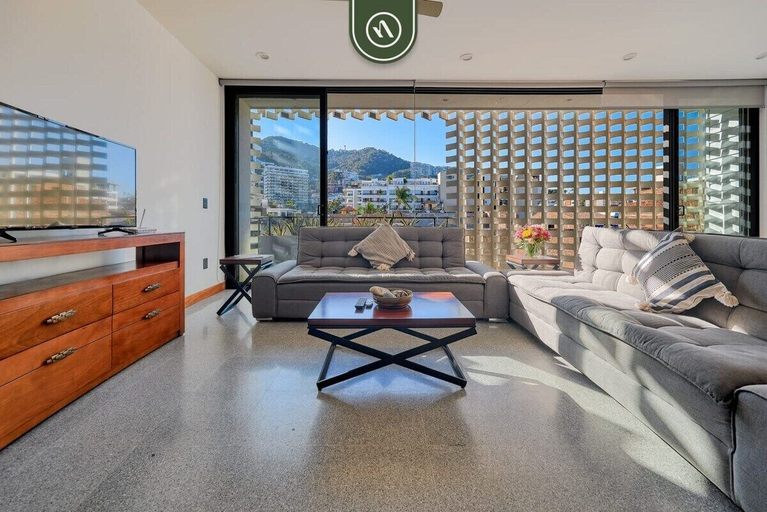 Living area 4, Cozy Studio - King Bed in Romantic Zone - Pool, Puerto Vallarta