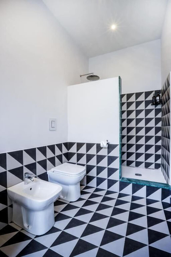 Bathroom 4, Nuccia Urban Loft, Napoli