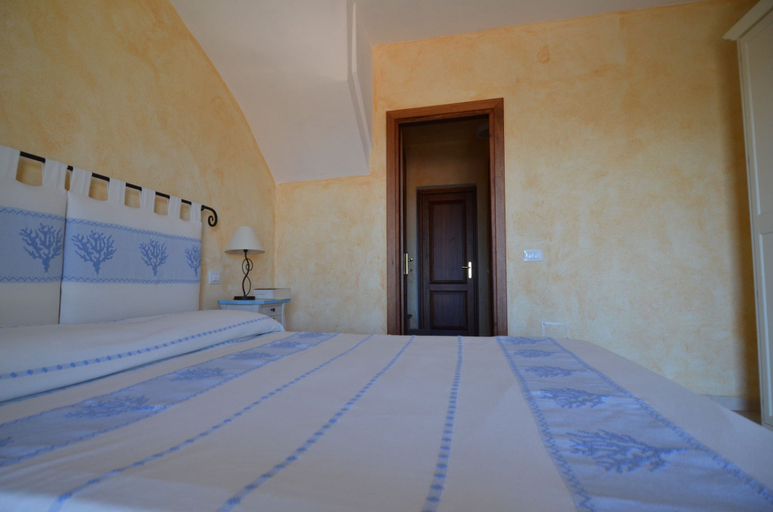 Room 5, Ftam-corn01 in Tamarispa, Nuoro