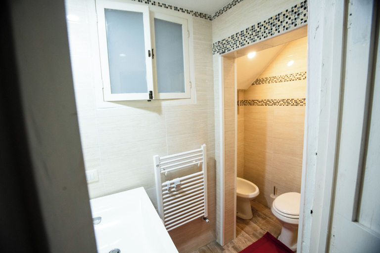 Bathroom 5, B&B Palazzo Gorgoni, Lecce