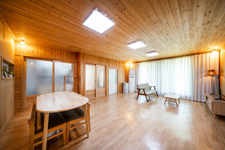 Others 5, Jinan Juyang Shelter Pension, Jinan