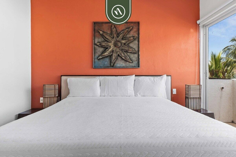 Room 4, Mexican 2 BR Condo in Hotel Zone - Near the Beach, Puerto Vallarta