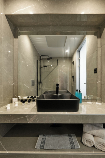 Bathroom 4, Galini Palace Resort Hotel - All Inclusive, Crete