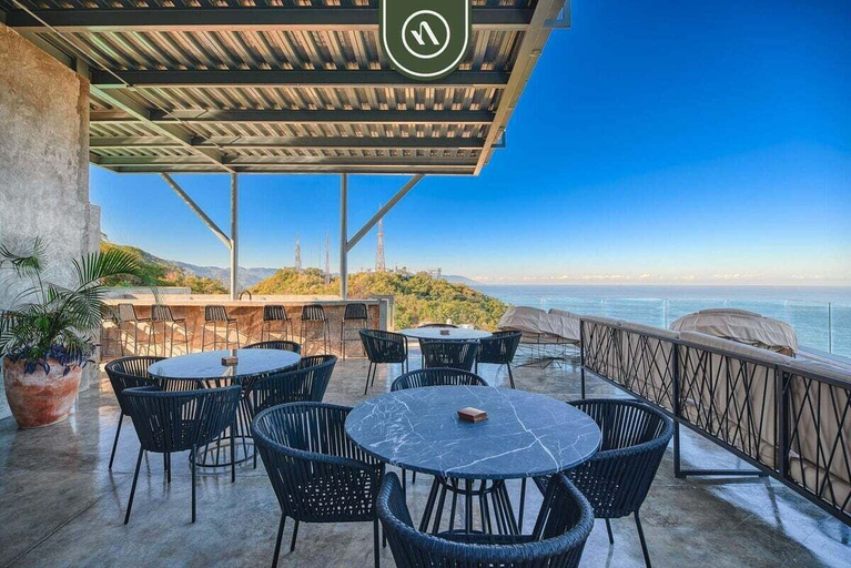 Outdoor dining 5, Ecofriendly 2BR Condo - Private Jacuzzi - Rooftop, Puerto Vallarta