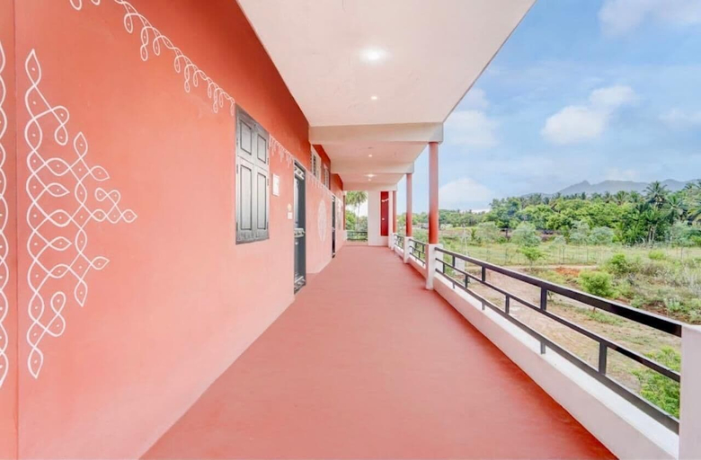 Property grounds, Nischala Stay at Isha Yoga Center, Coimbatore