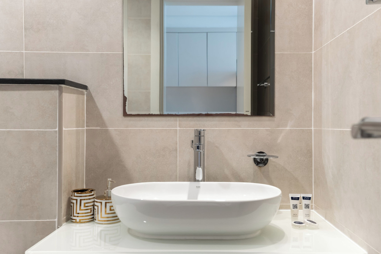 Bathroom 2, PVH - Classy Studio - Carson A, Dubai