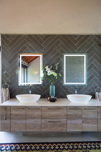 Bathroom 2, Villa Nsovo, Mopani