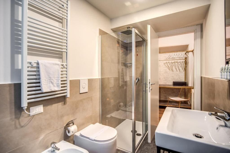 Bathroom 5, MAGENTA COLLECTION CAPRANICA, Roma