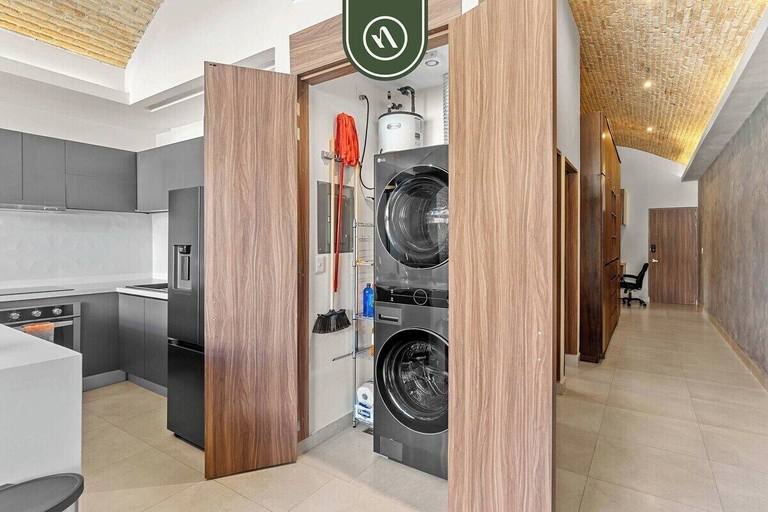 Laundry 4, Restored Historic 2 BR Condo in Downtown - Pool, Puerto Vallarta