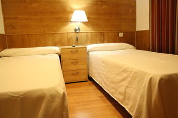 Others 4, Hostal San Blas, Madrid