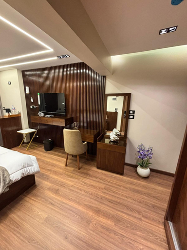 Room 2, Sheraton Star, Al-Muntazah