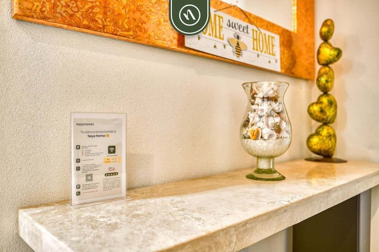 Room 5, Studio in Romantic Zone - Rooftop Pool - King Bed, Puerto Vallarta