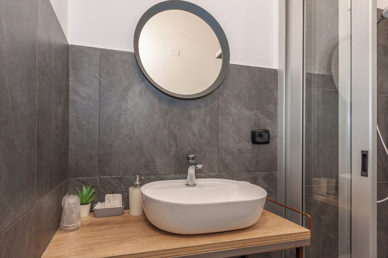 Bathroom 4, HOTEL CRISVAN, Rimini