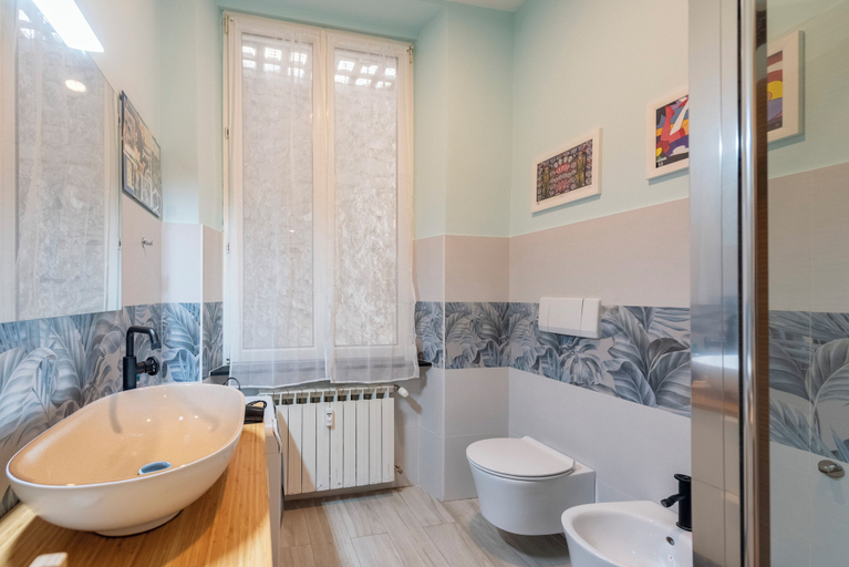Bathroom 3, Charming apt with Garden in Castelletto, Genova