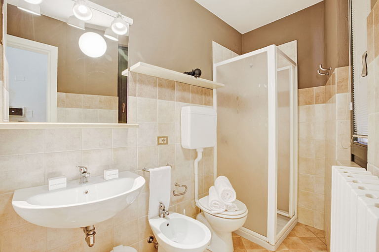 Bathroom 5, Cosy House Serena- Park & Shared Pool, Brescia