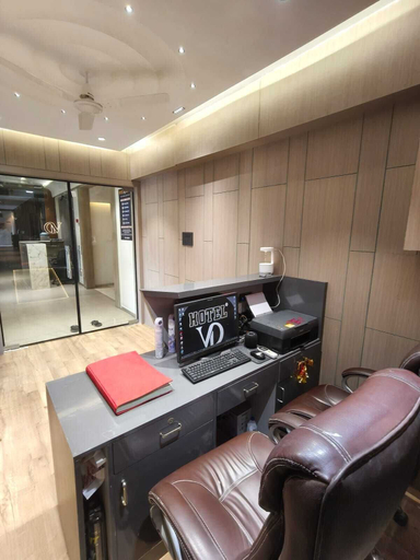 Interior 3, Hotel VD Rooms Althan, Surat