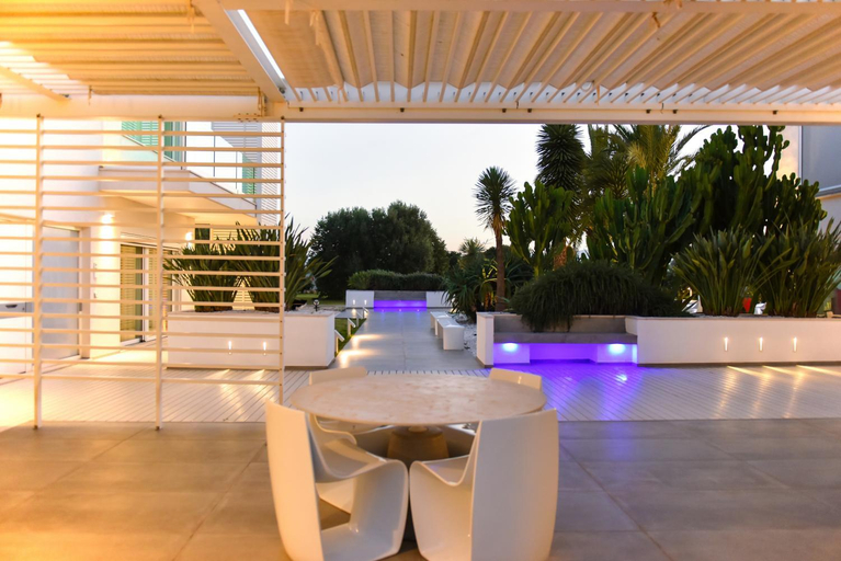 Others 3, Villa VINNER - Monopoli, Bari