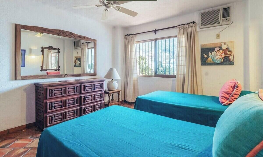 Room 5, Ocean view 2Br Condo-Balcony-Beach-Pool - 604, Puerto Vallarta