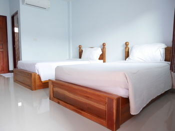 Others 5, Tararin, Chiang Saen
