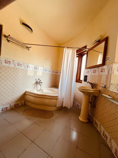 Bathroom 3, Sinchula Villa, Wangchang