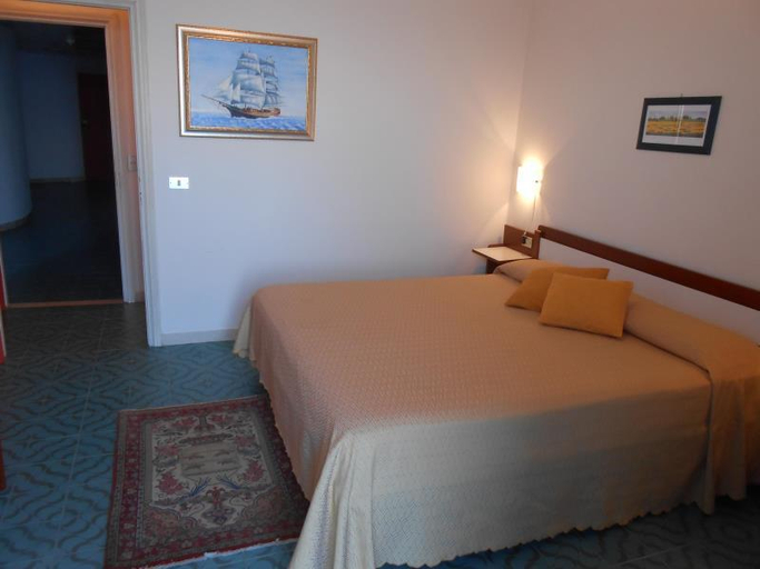Bedroom 2, Hotel Vittoria, Grosseto