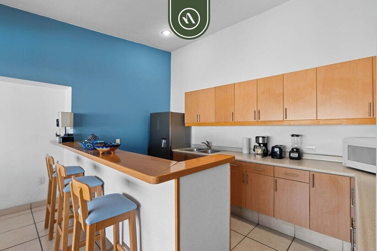 Private kitchen 2, Mexican 2 BR Condo in Hotel Zone - Near the Beach, Puerto Vallarta