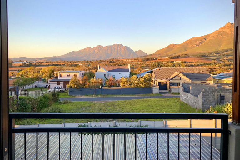Interior 2, Cape Winelands Mountain View Getaway, Cape Winelands