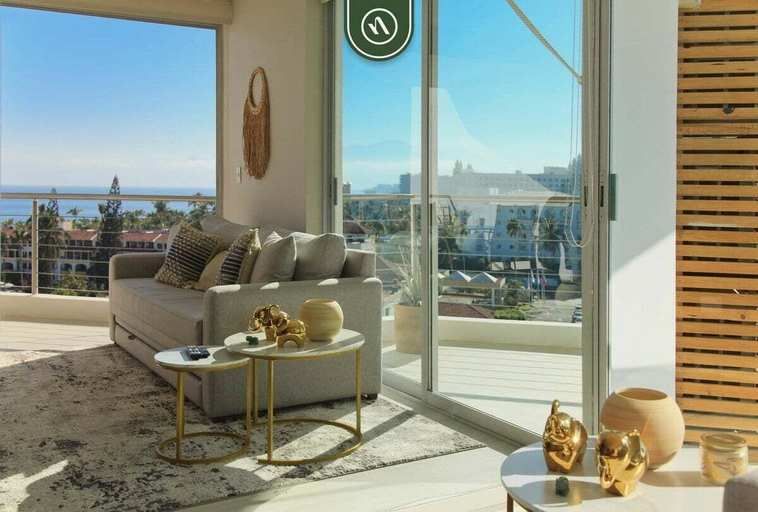 Living area 5, Ocean View 2BR Condo - Private Terrace - Beach, Compostela