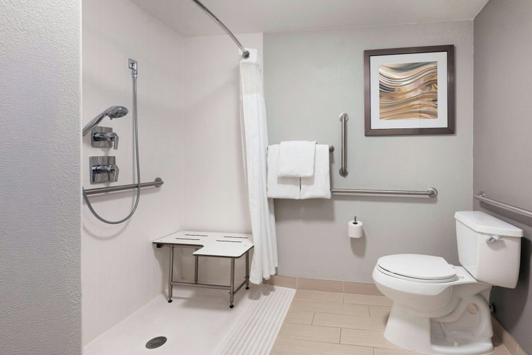 Bathroom 4, Courtyard by Marriott Boston Norwood/Canton, Norfolk