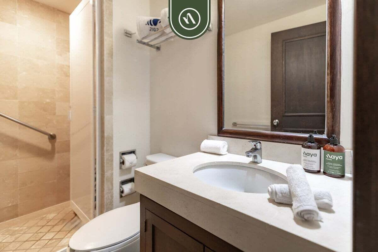 Bathroom 3, 3BR Condo in the Krystal Grand Hotel - Beach, Compostela