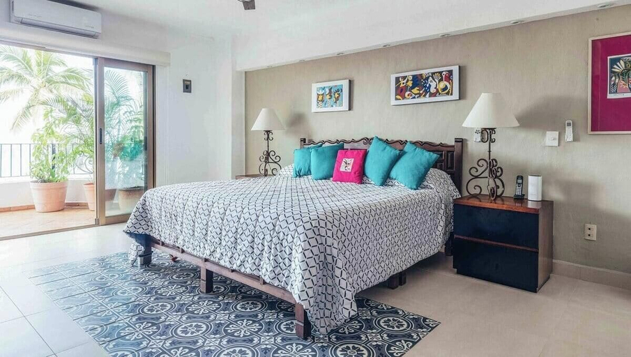 Room 2, Ocean View 2Br Condo-balcony-beach-pool - 214, Puerto Vallarta