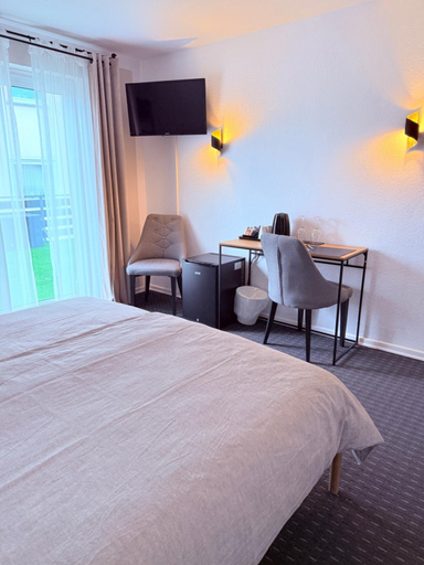 Bedroom 2, Haus Ubernachtenswert Cochem Mosel, Cochem-Zell
