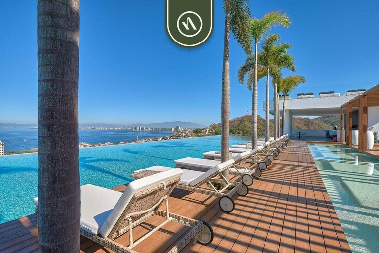 Pool 5, Luxury 1BR Condo - Rooftop Pool - Bay View, Puerto Vallarta