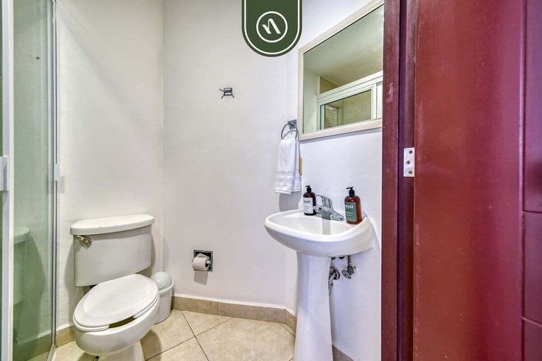 Others 5, Oceanfron 4 BR Condo - Beach - Wyndham Pool, Compostela