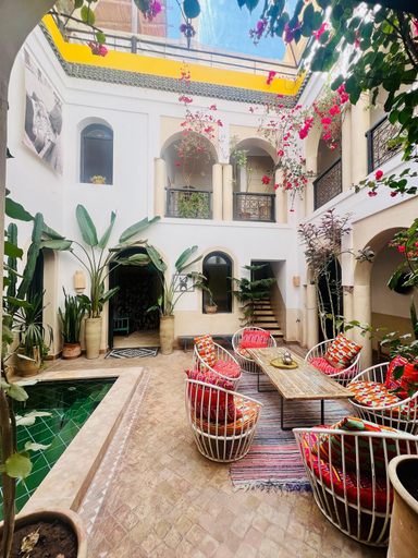 Outdoor dining 5, Riad Jeanne 1, Marrakech