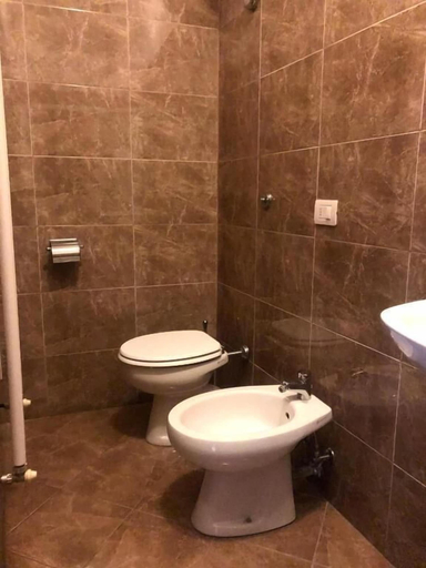 Bathroom 5, Hotel Nazionale, Florence