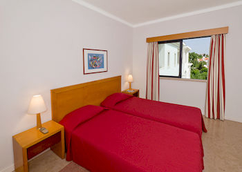 Others 5, Vila Petra, Albufeira