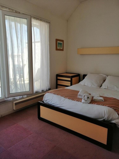 Bedroom 3, Hotel Moderne, Allier