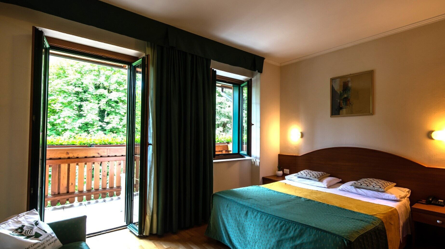 Bedroom 4, Hotel Centro Benessere Gardel, Udine