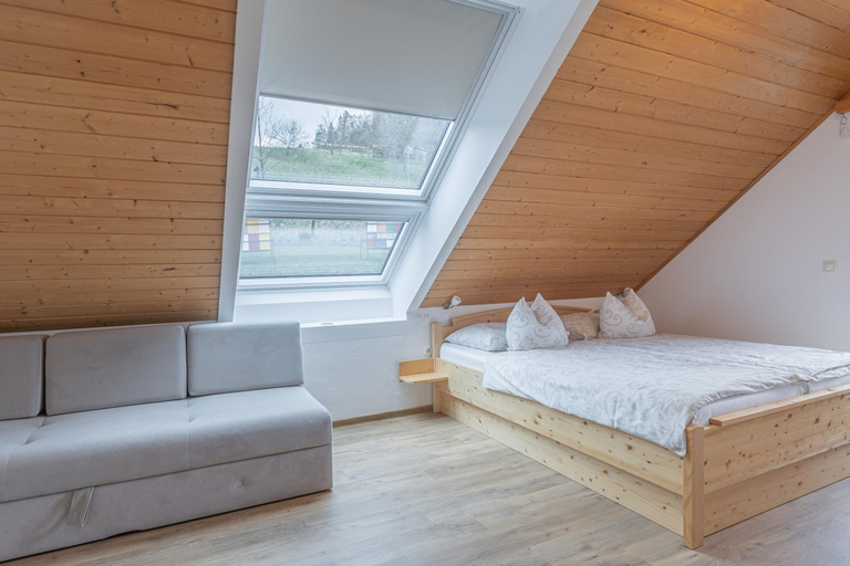 Bedroom 2, Tourist farm Mulej, Bled