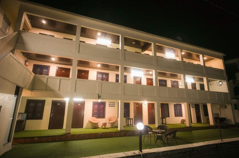 Exterior & Views 2, Hotel Kausani Retreat, Almora
