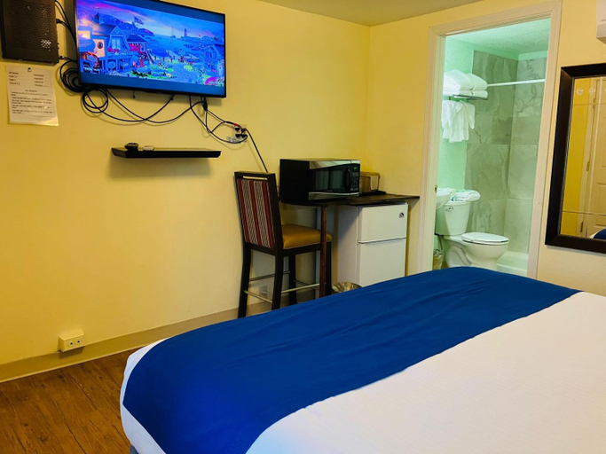 Bedroom 2, Eagle Crater Lake Inn, Klamath