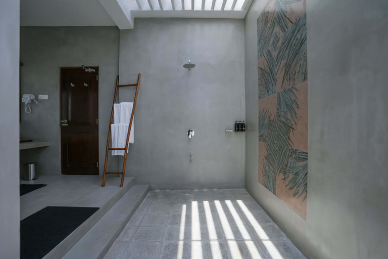 Bathroom 4, Hibiscus Beach Hotel And Villas, Kalutara