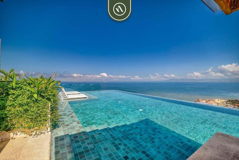Pool 4, Luxury Studio in Romantic Zone - Infinity Pool, Puerto Vallarta