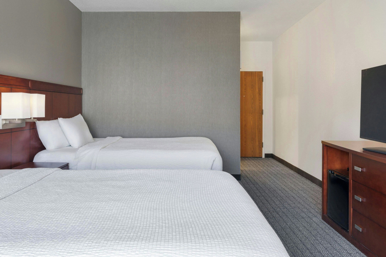 Bedroom 3, Courtyard by Marriott Boston Norwood/Canton, Norfolk