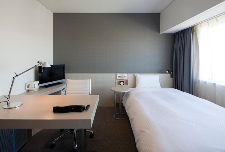 Bedroom 3, CROSS WAVE Funabashi, Funabashi
